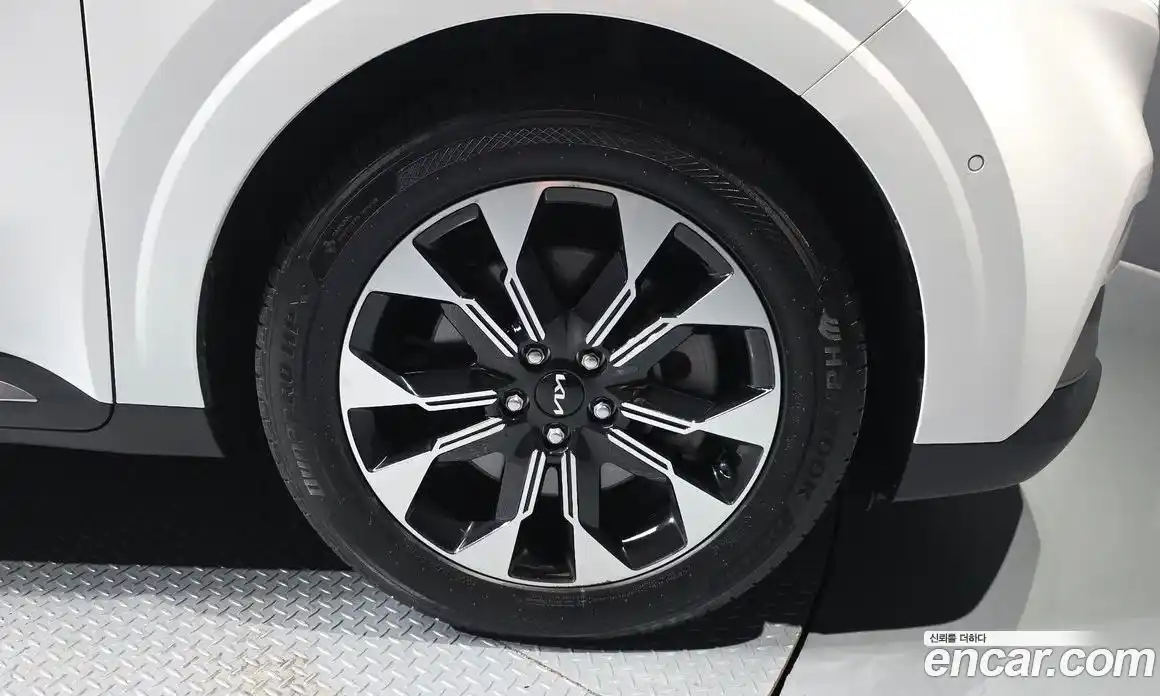 Kia Canival 2022 3.5 Автомат в Москве № 972683, фото 5