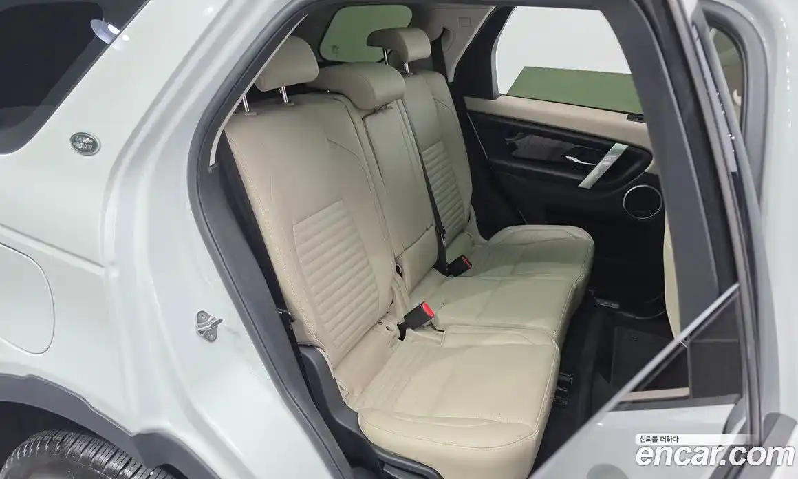 Land Rover Discovery Sport 2022 2.0 гидро в Москве № 975170, фото 12