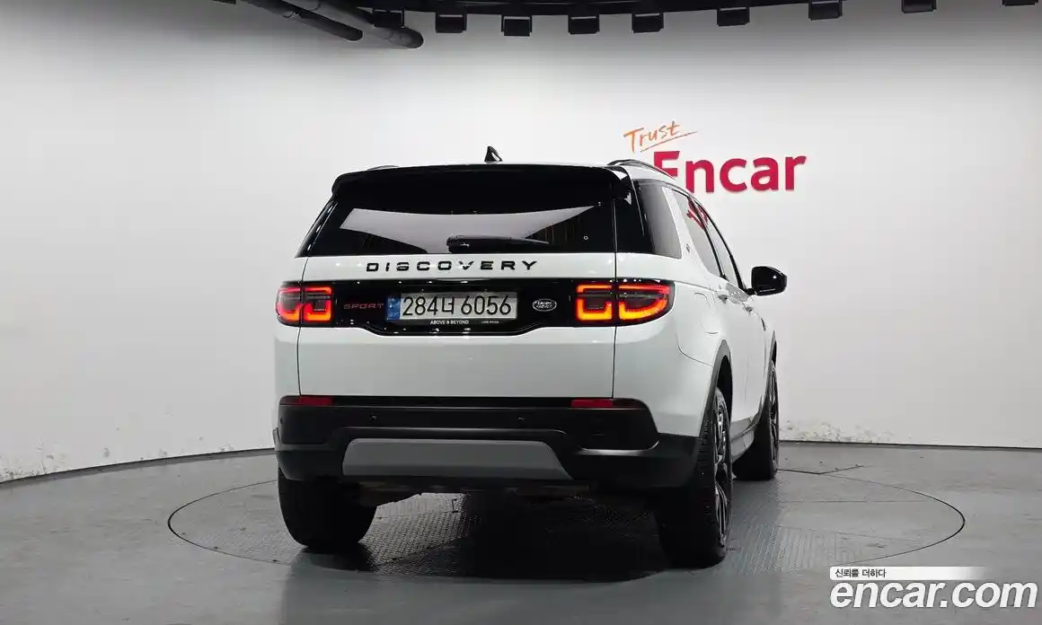Land Rover Discovery Sport 2022 2.0 гидро в Москве № 975170, фото 4
