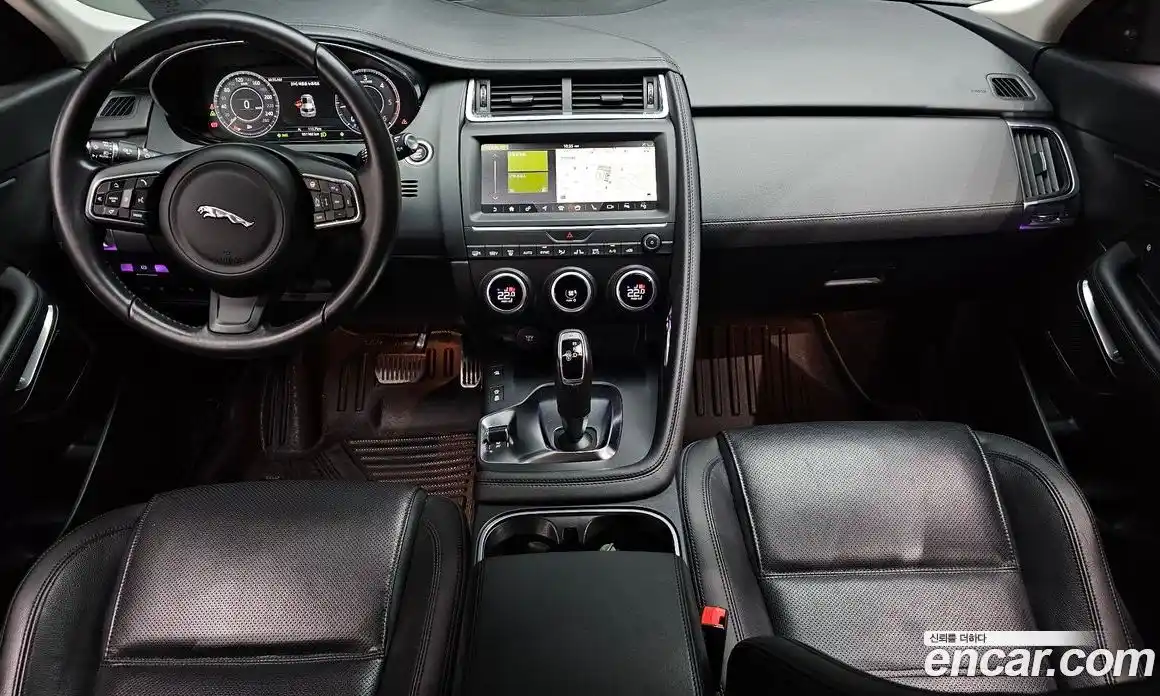 Jaguar E-Pace 2020 2.0 гидро в Москве № 976481, фото 7