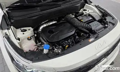 Kia Seltos 2022 1.6 Автомат в Москве № 1002942, миниатюра 6