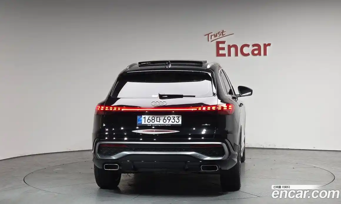 Audi Q5 2025 2.0 Автомат в Москве № 1006766, фото 3