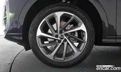 Audi Q5 2025 2.0 Автомат в Москве № 1006766, миниатюра 4