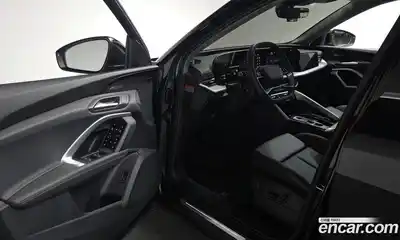 Audi Q5 2025 2.0 Автомат в Москве № 1006766, миниатюра 10