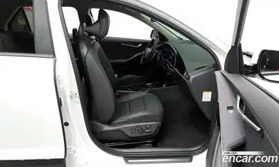 Kia Niro 2025 1.6 Автомат в Москве № 1008989, миниатюра 11