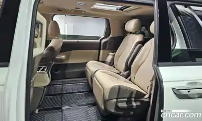 Kia Canival 2025 2.2 Автомат в Москве № 1009237, миниатюра 12