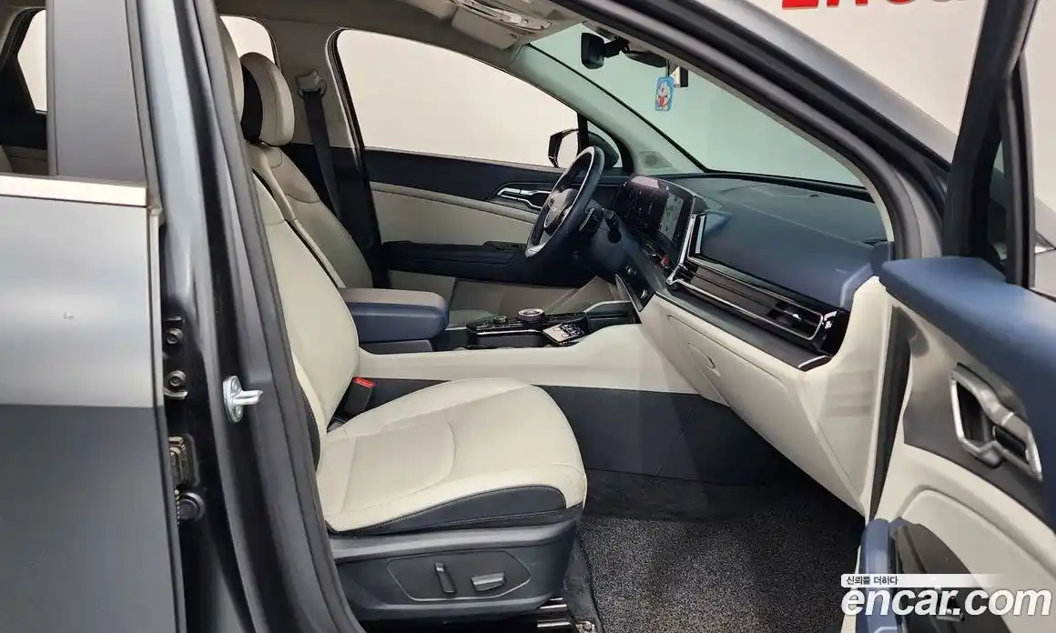 Kia Sportage 2023 1.6 Автомат в Москве № 1009602, фото 11