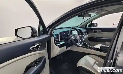 Kia Sportage 2023 1.6 Автомат в Москве № 1009602, миниатюра 10