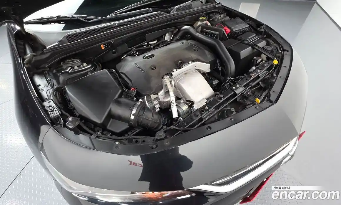 Chevrolet Malibu 2016 2.0 Автомат в Москве № 1012278, фото 6