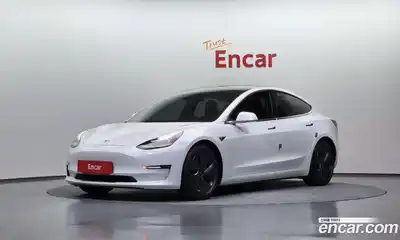 Tesla Model 3, 2020