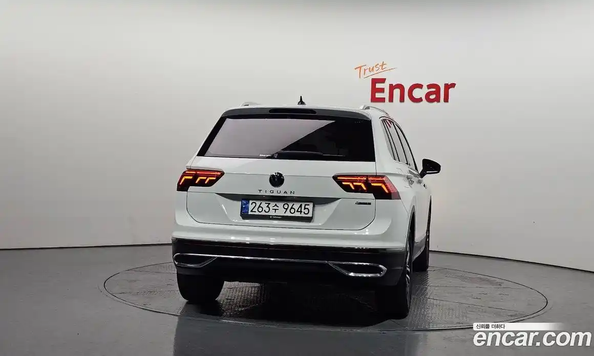 Volkswagen Tiguan 2022 2.0 гидро в Москве № 1014617, фото 4