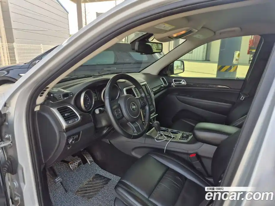 Jeep Cherokee 2010 3.6 гидро в Москве № 1015154, фото 6