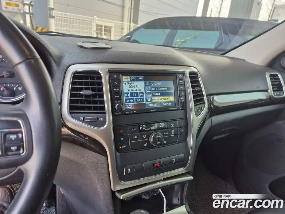 Jeep Cherokee 2010 3.6 гидро в Москве № 1015154, фото 8