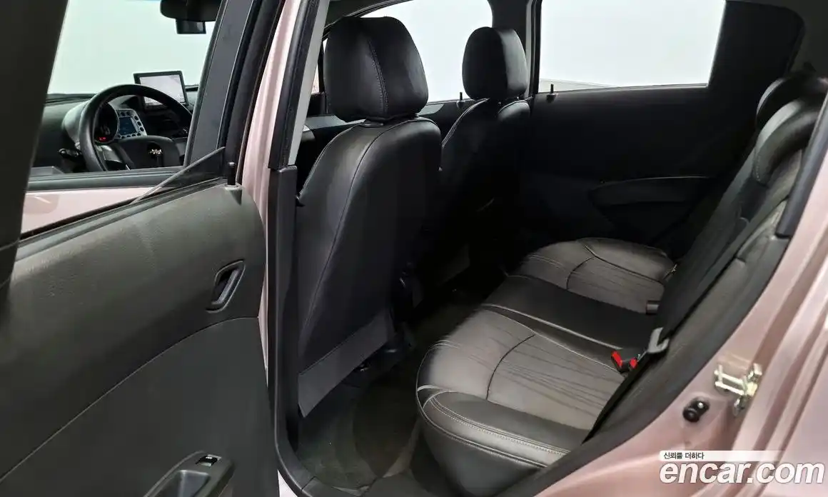 Chevrolet Spark 2013 1.0 гидро в Москве № 105647, фото 12