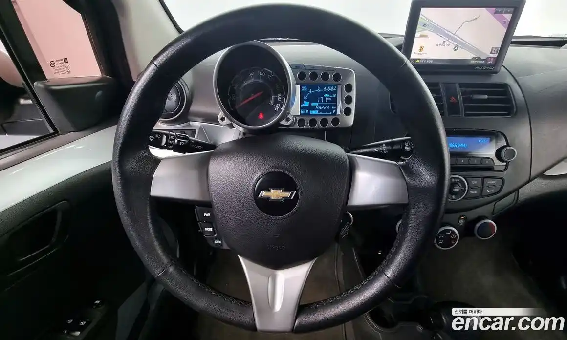 Chevrolet Spark 2013 1.0 гидро в Москве № 105647, фото 13