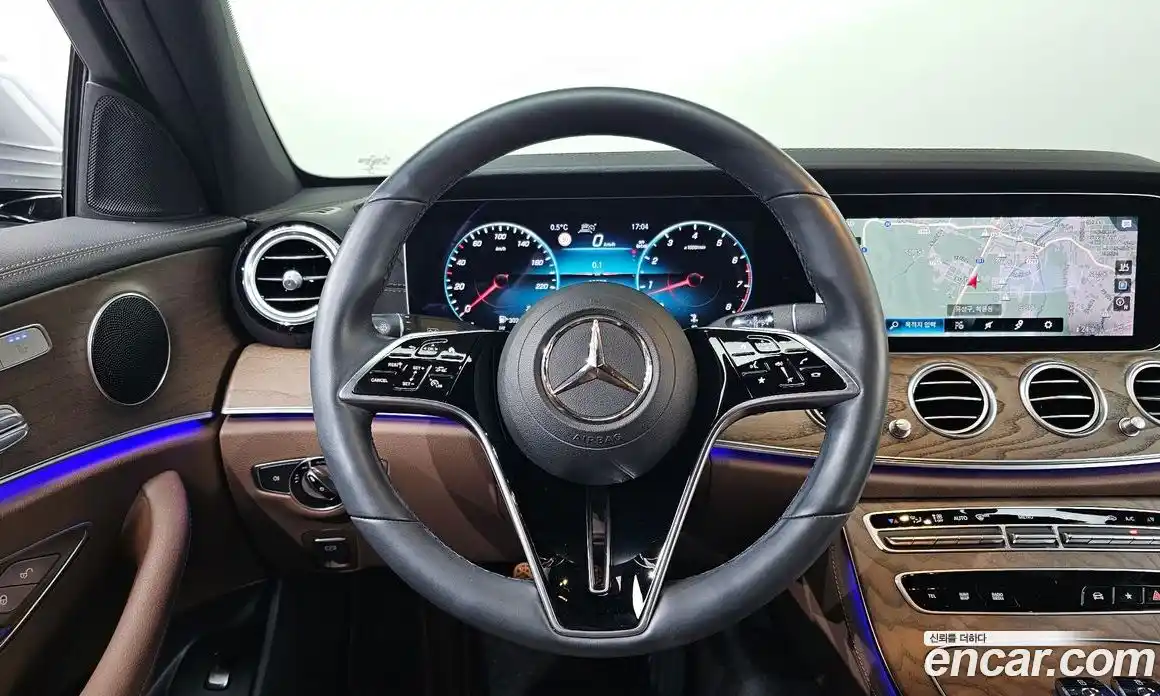 Mercedes-Benz E-Class 2022 2.0 гидро в Москве № 140104, фото 15