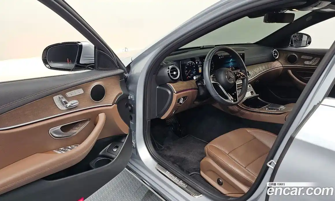Mercedes-Benz E-Class 2022 2.0 гидро в Москве № 140104, фото 10