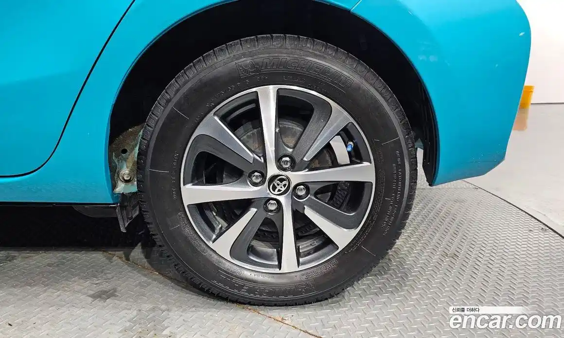 Toyota Prius 2018 1.5 гидро в Москве № 155602, фото 5