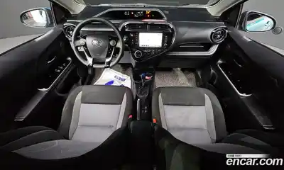 Toyota Prius 2018 1.5 гидро в Москве № 155602, миниатюра 7
