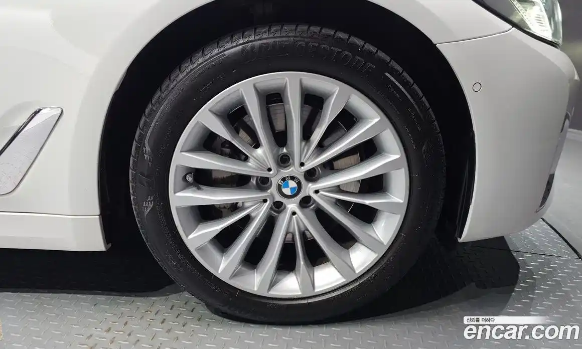 BMW 5-Series 2020 2.0 гидро в Москве, фото 5