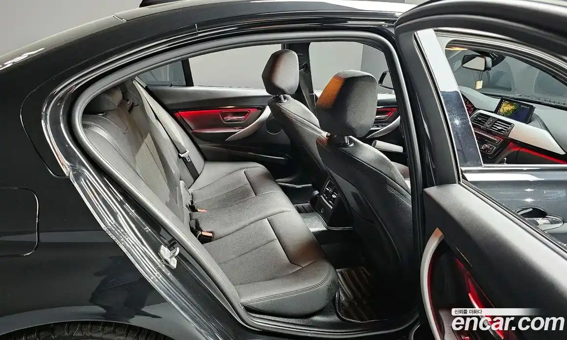 BMW 3-Series 2018 2.0 гидро в Москве № 158741, фото 12