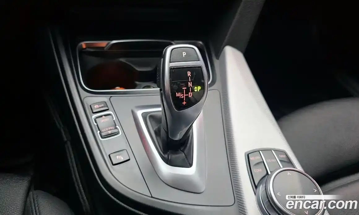 BMW 3-Series 2018 2.0 гидро в Москве № 158741, фото 9