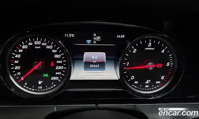 Mercedes-Benz E-Class 2018 1.9 гидро в Москве № 161588, миниатюра 8