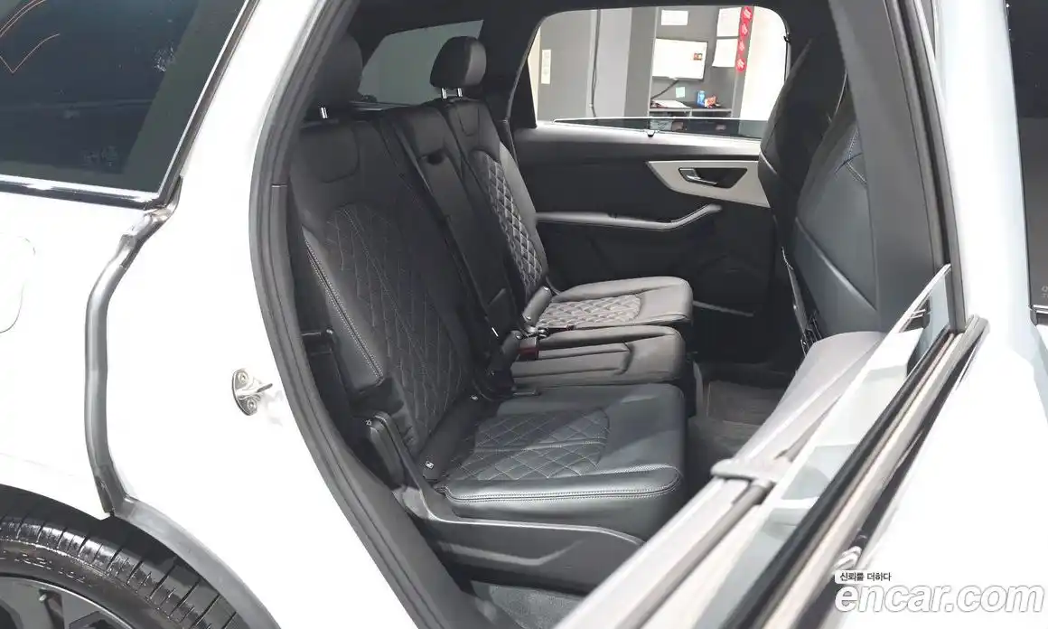 Audi Q7 2025 3.0 гидро в Москве № 162315, фото 11