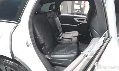 Audi Q7 2025 3.0 гидро в Москве № 162315, миниатюра 11