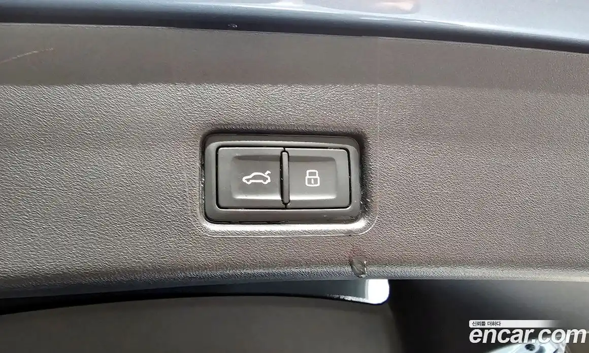Audi Q4 e-tron 2022 0.2 гидро в Москве № 162837, фото 18