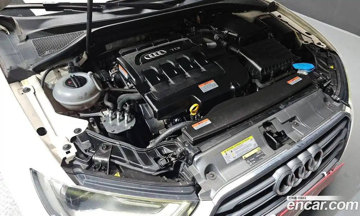 Audi A3 2015 1.6 гидро в Москве № 163612, фото 6