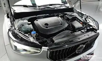 Volvo XC40 2024 2.0 гидро в Москве № 164166, миниатюра 6