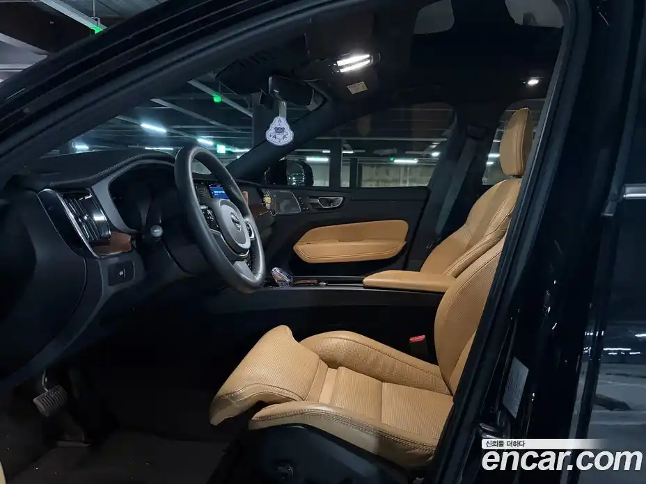 Volvo XC60 2024 2.0 гидро в Москве № 164753, фото 13