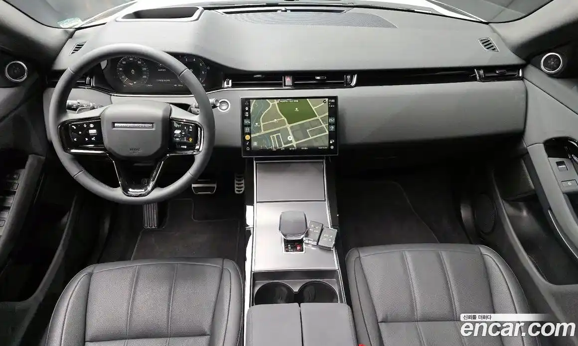 Land Rover Range-Rover Evoque 2024 2.0 гидро в Москве № 165953, фото 7