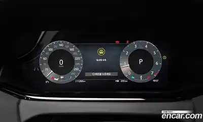 Land Rover Range-Rover Evoque 2024 2.0 гидро в Москве № 165953, миниатюра 8