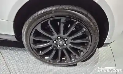 Land Rover Range-Rover 2017 5.0 гидро в Москве № 166328, миниатюра 5