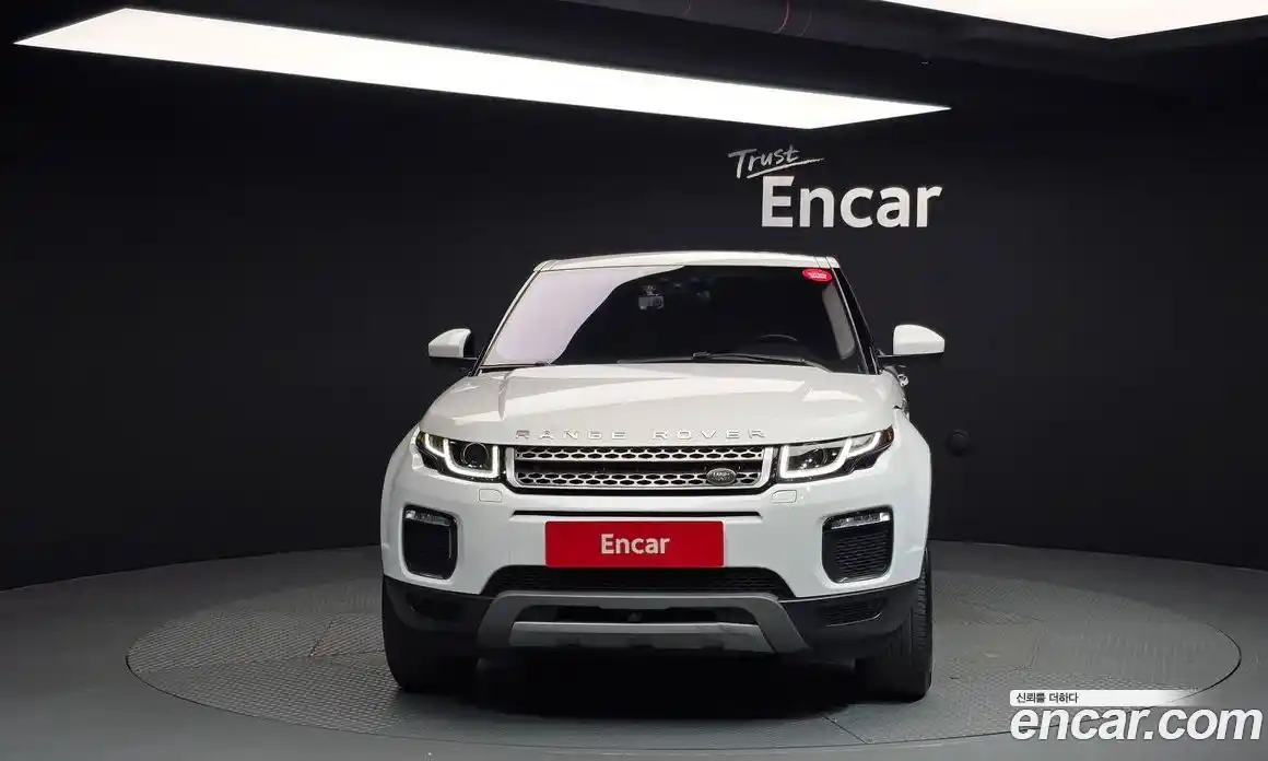 Land Rover Range-Rover Evoque 2016 2.0 гидро в Москве № 166514, фото 3