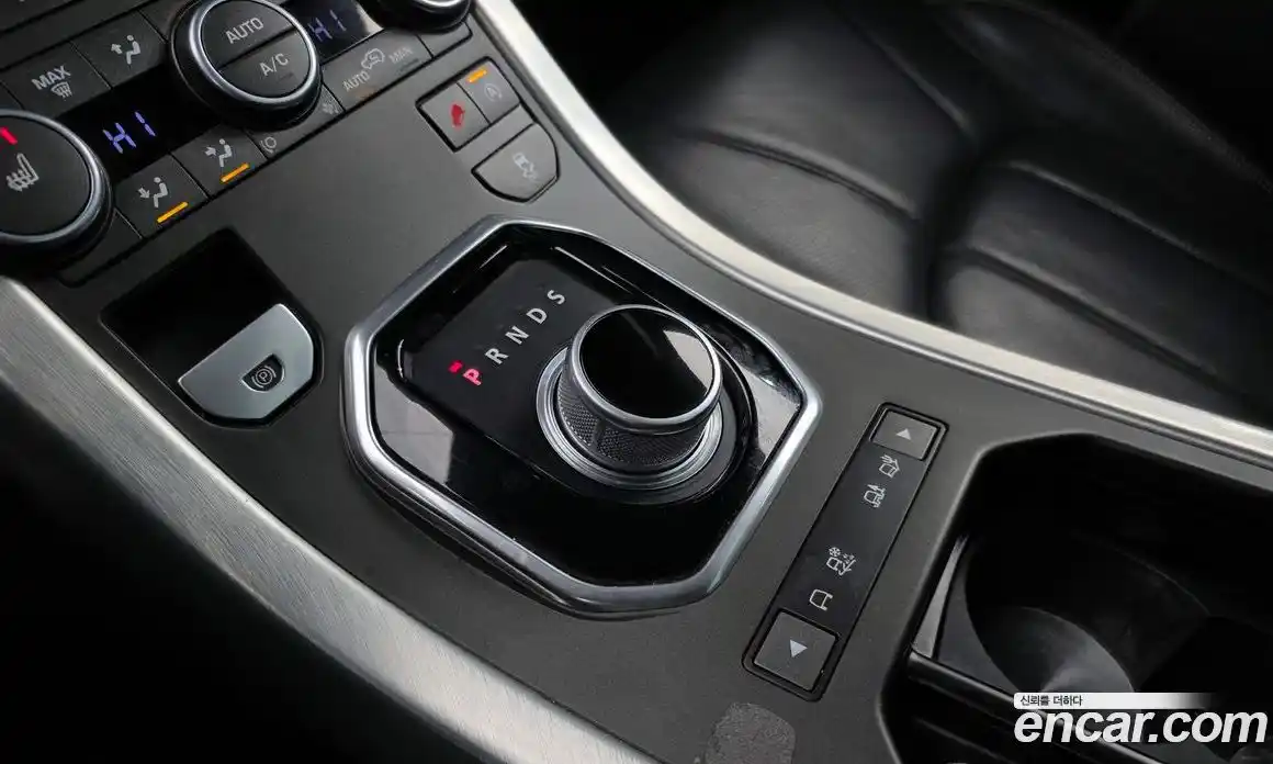 Land Rover Range-Rover Evoque 2016 2.0 гидро в Москве № 166514, фото 9
