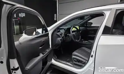 Lexus UX 2024 2.0 гидро в Москве № 168033, миниатюра 11