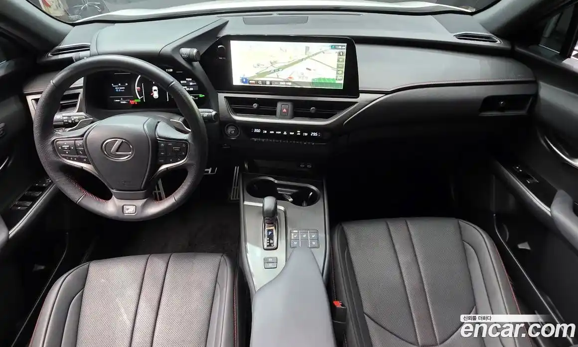 Lexus UX 2024 2.0 гидро в Москве № 168033, фото 7