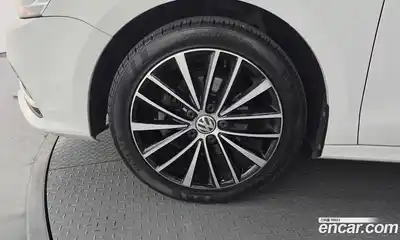 Volkswagen Jetta 2015 2.0 гидро в Москве № 168795, миниатюра 5