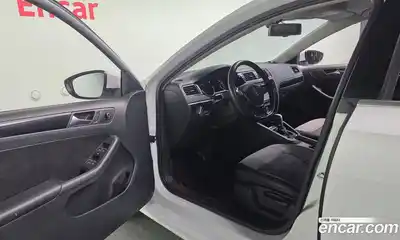 Volkswagen Jetta 2015 2.0 гидро в Москве № 168795, миниатюра 10