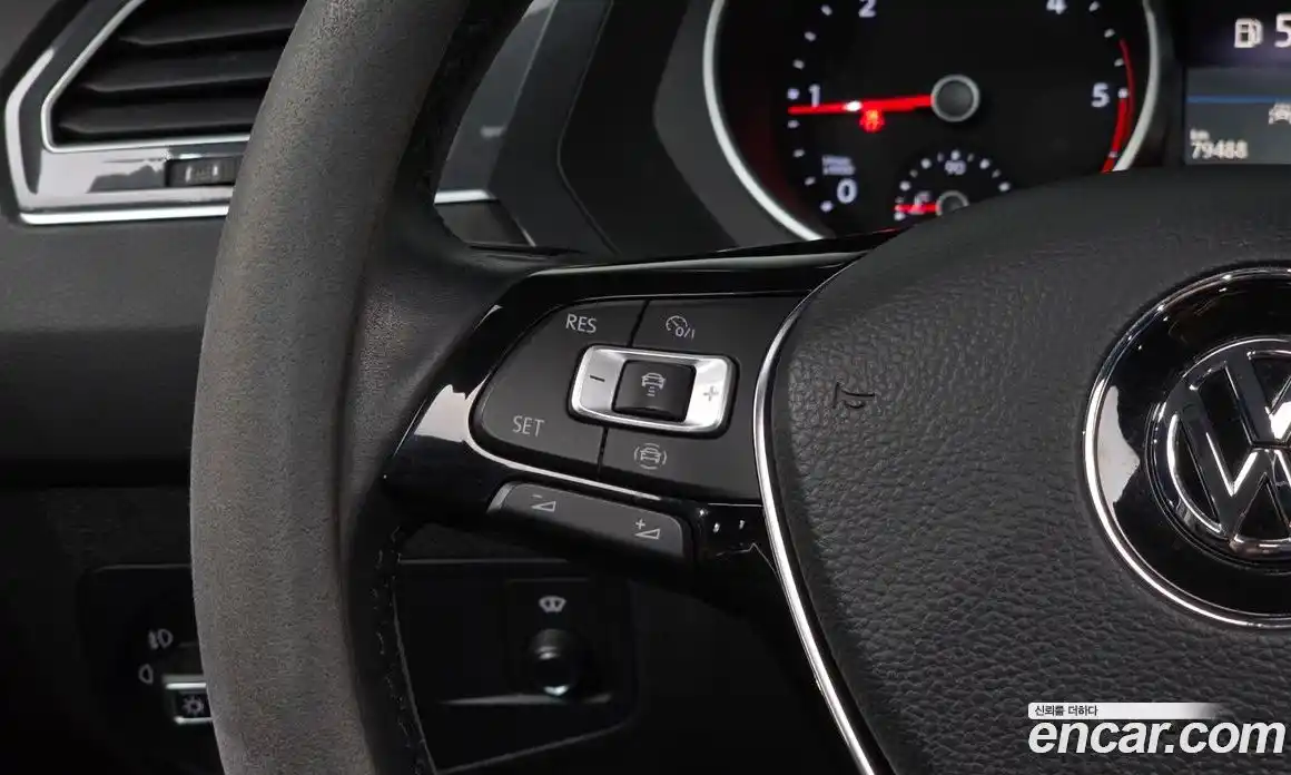 Volkswagen Tiguan 2020 2.0 гидро в Москве № 168885, фото 14