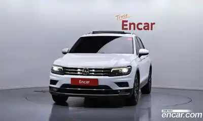 Volkswagen Tiguan 2020 2.0 гидро в Москве № 168885, миниатюра 3