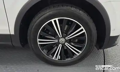 Volkswagen Tiguan 2020 2.0 гидро в Москве № 168885, миниатюра 5