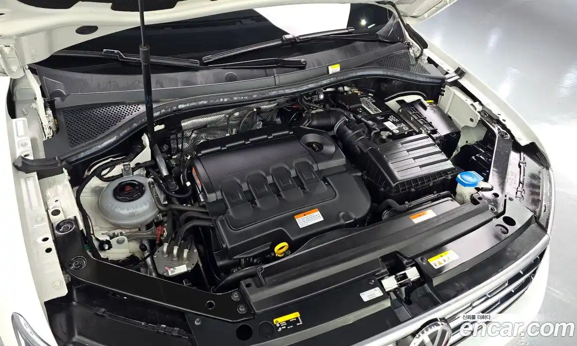 Volkswagen Tiguan 2020 2.0 гидро в Москве № 168885, фото 6