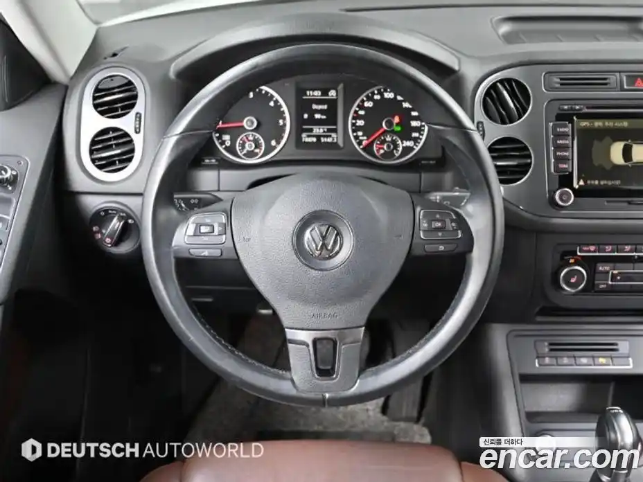 Volkswagen Tiguan 2015 2.0 гидро в Москве № 169214, фото 13