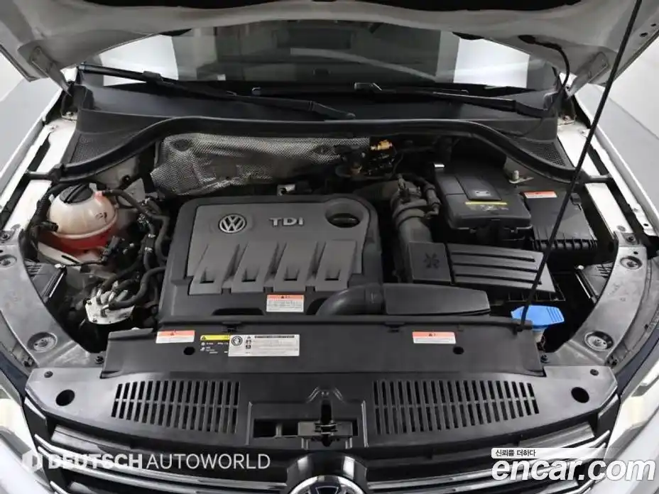 Volkswagen Tiguan 2015 2.0 гидро в Москве № 169214, фото 6