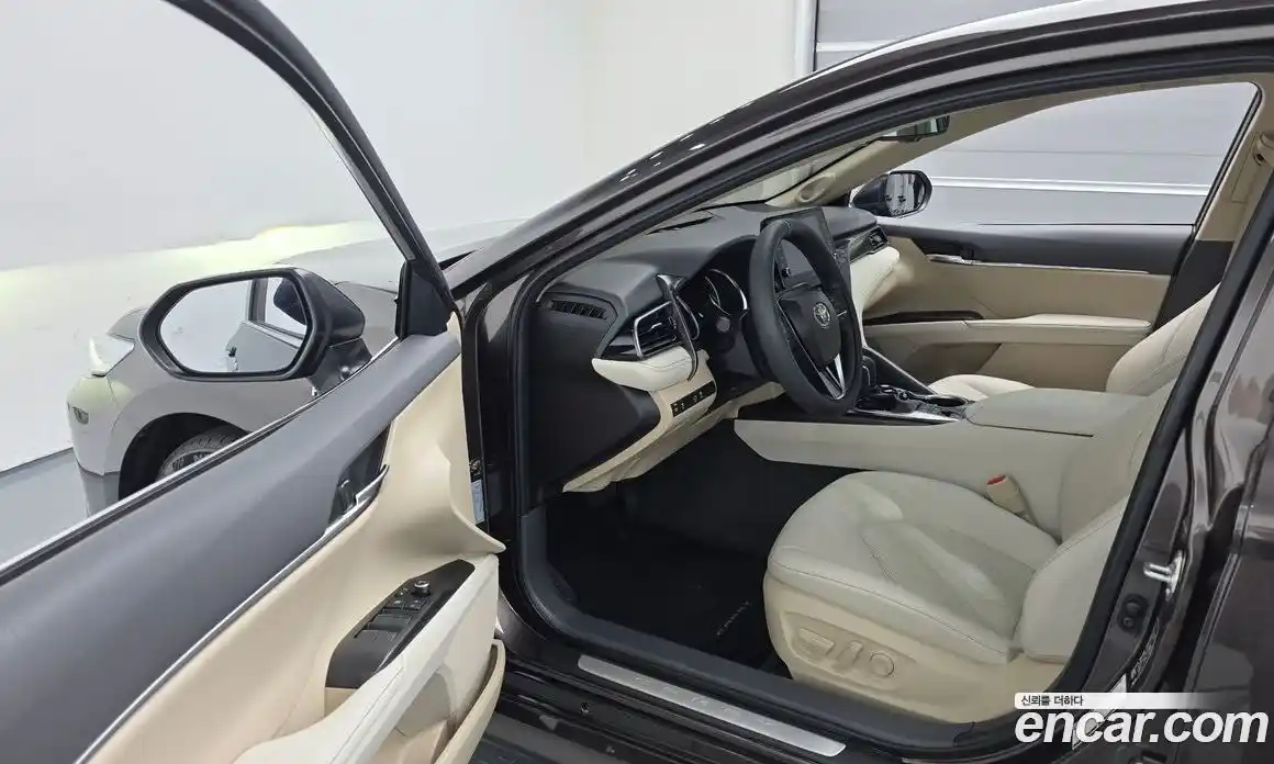 Toyota Camry 2021 2.5 гидро в Москве № 170296, фото 11
