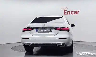 Mercedes-Benz E-Class 2022 2.0 гидро в Москве, миниатюра 4